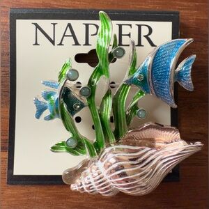 Napier Silver and Green Fish Pin Tropical Brooch Ocean Beach Vacation Shell